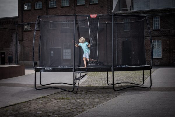 BERG Ultim Champion Regular 330 Grey + Safety Net Deluxe - Image 14