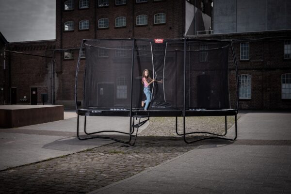 BERG Ultim Champion Regular 330 Grey + Safety Net Deluxe - Image 15