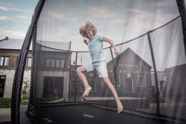 BERG Ultim Champion Regular 330 Grey + Safety Net Deluxe - Image 4