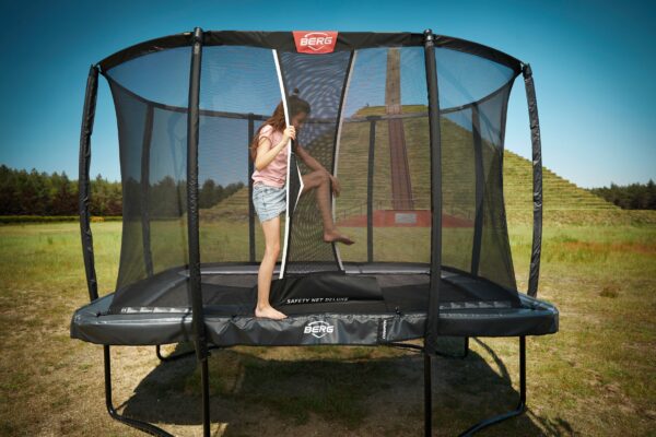 BERG Ultim Champion Regular 330 Grey + Safety Net Deluxe - Image 42